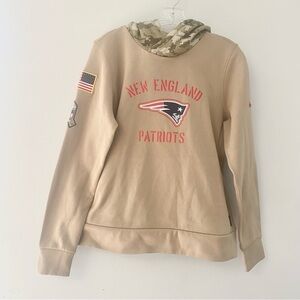 Womens Nike Med NFL New England Patriots On Field Salute to Service Camo Hoodie